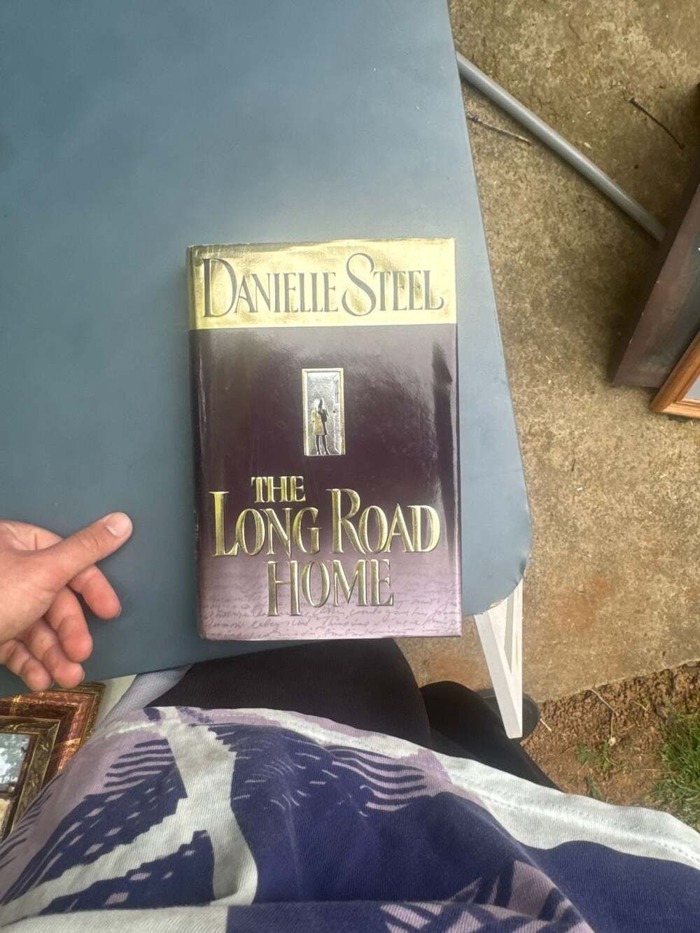 The Long Road Home by Danielle Steel Hardcover (1998)